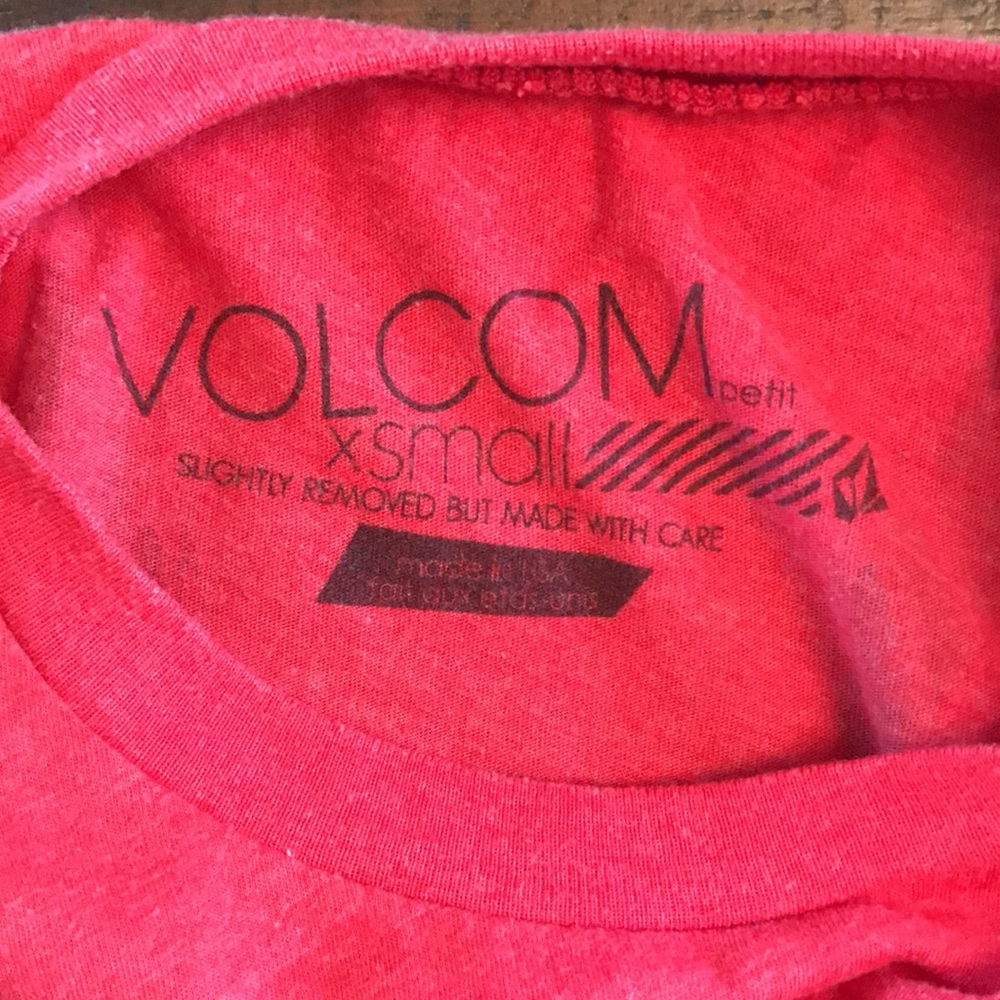 Volcom T-shirt - Picture 9 of 9
